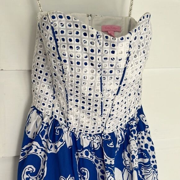 Lilly Pulitzer Strapless Blue and White Floral Mini Dress Size 6 - Picture 3 of 14